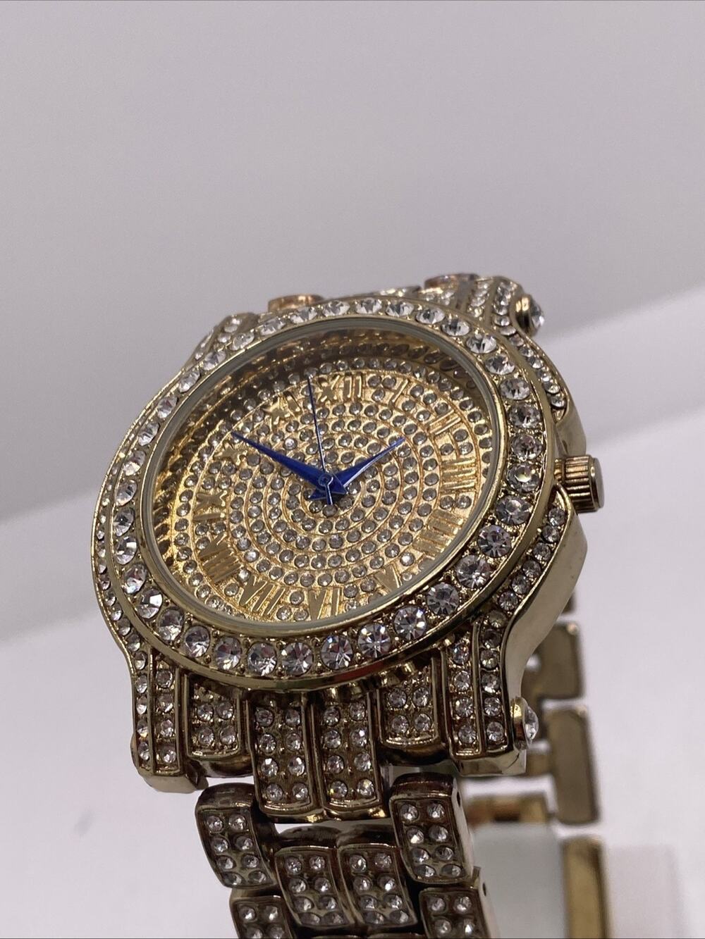Mens Gold Tone Bling Rhinestone Watch Works New Battery